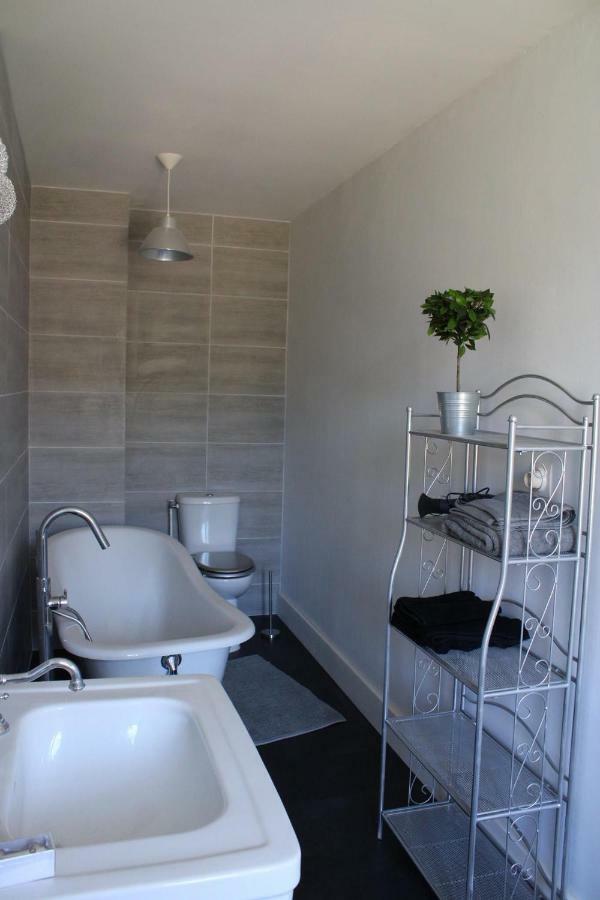 Le Vieux Moulin Villa Thaon Екстериор снимка